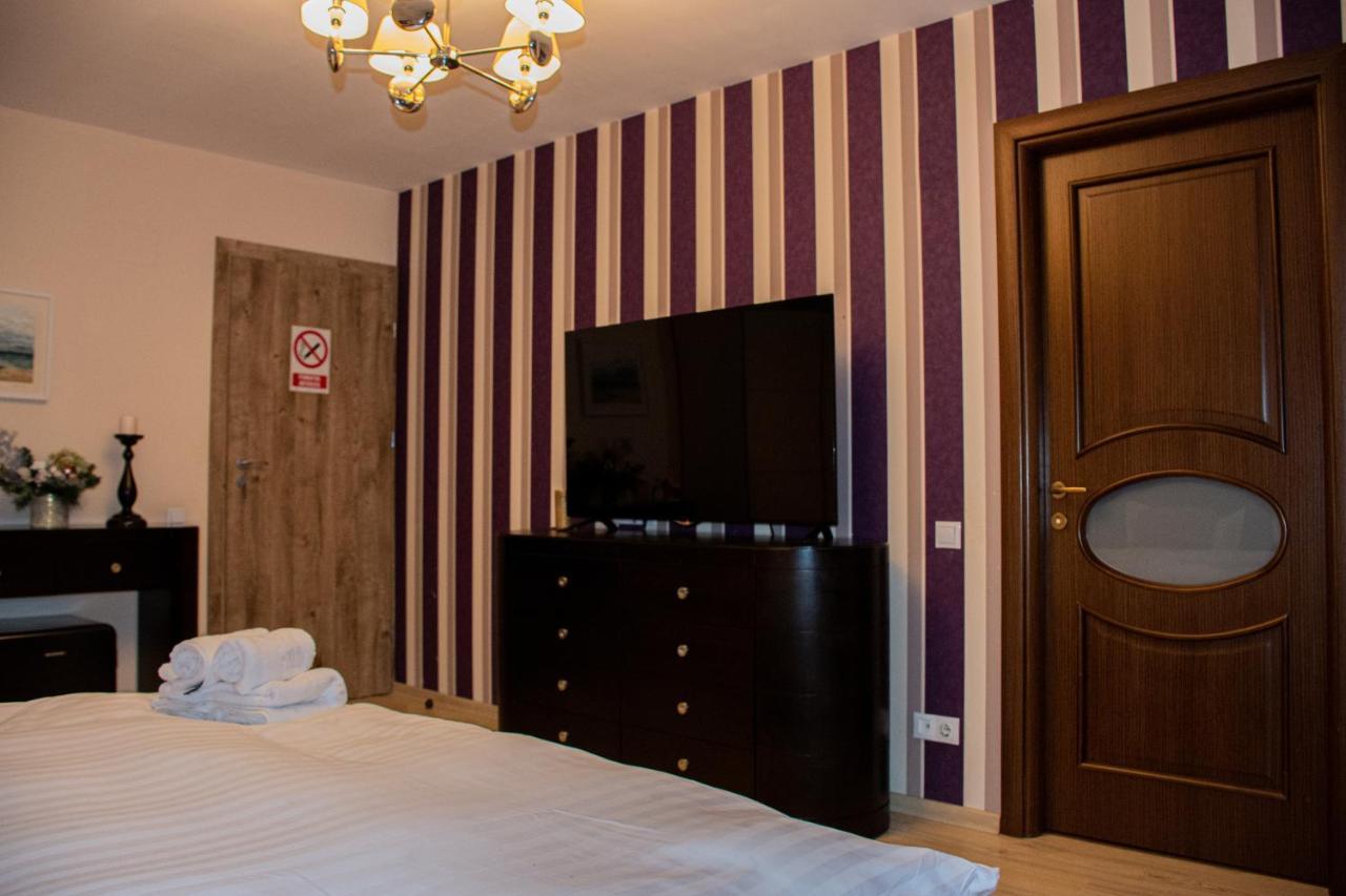 Hotel Janine Garden Brașov Exterior foto